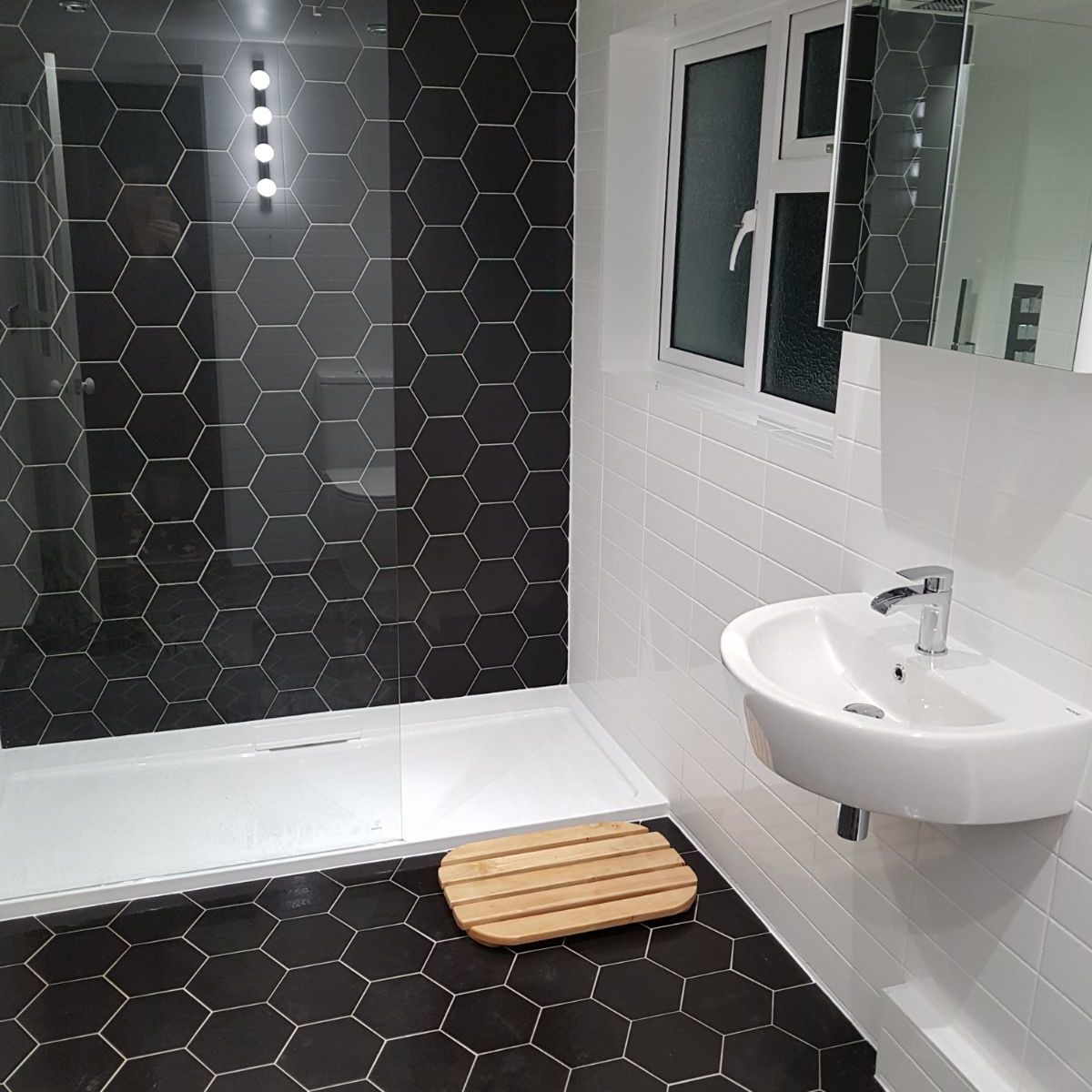 Hexagonal tiling in bathroom